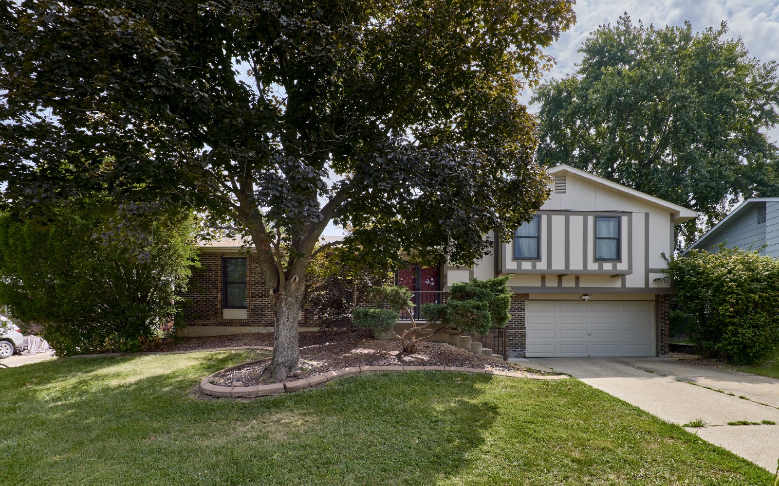 620 Weeping Willow Dr property image