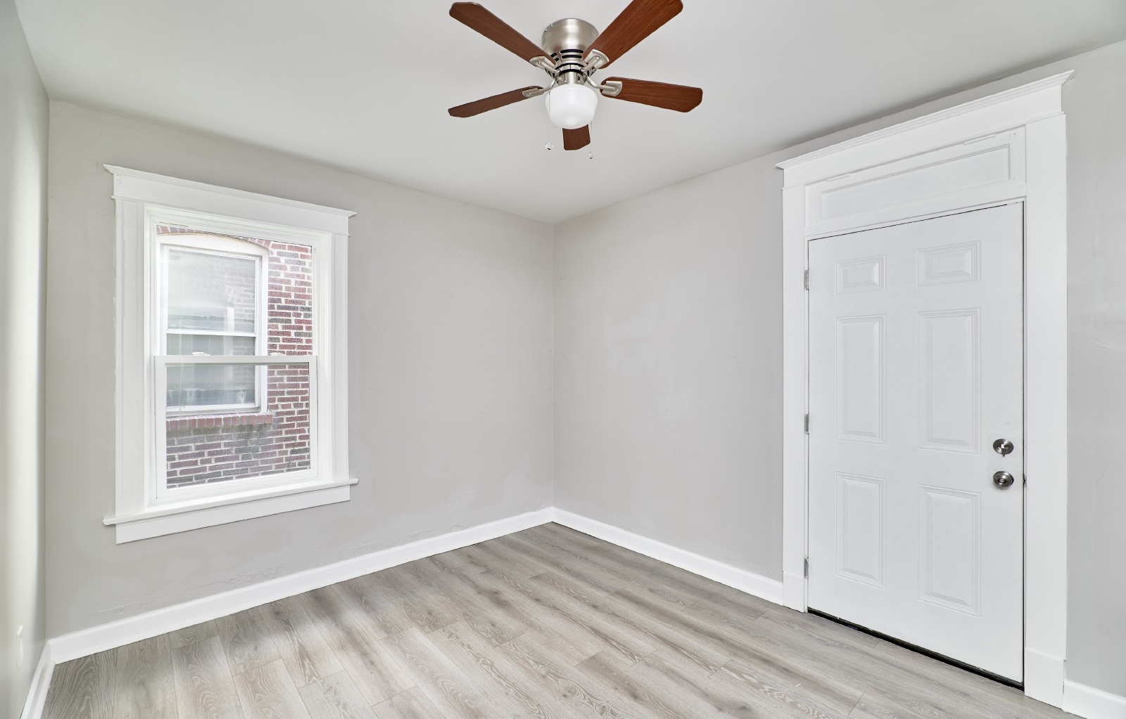 5047Chippewa St property image