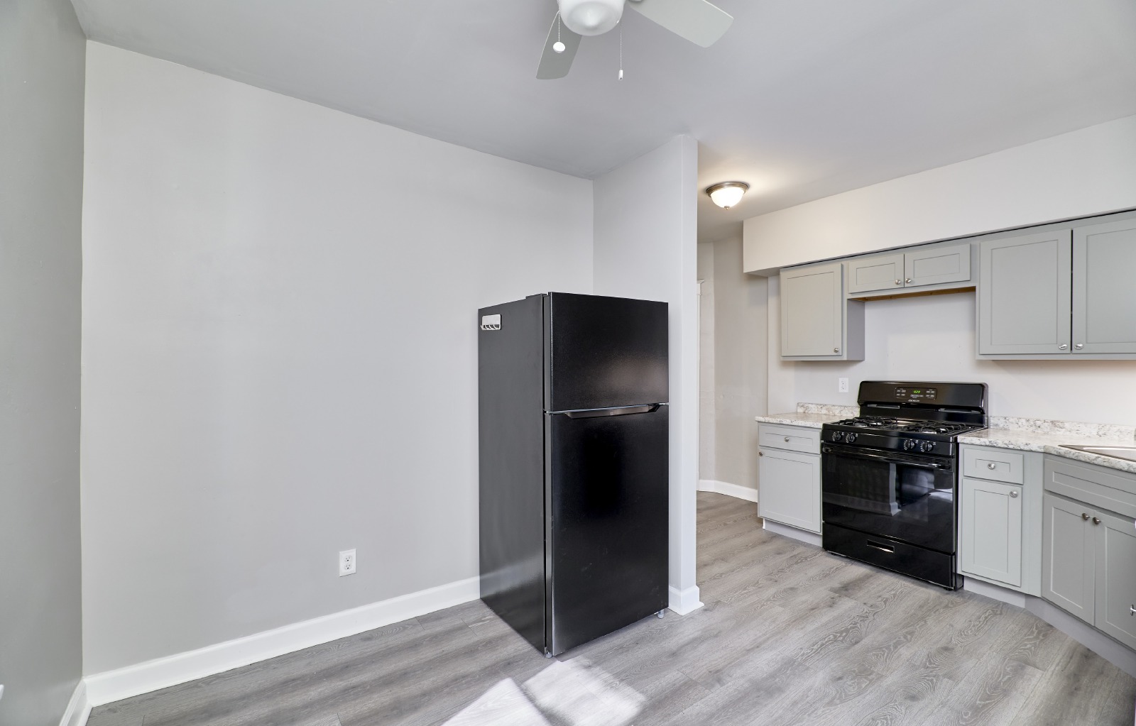 5047Chippewa St property image