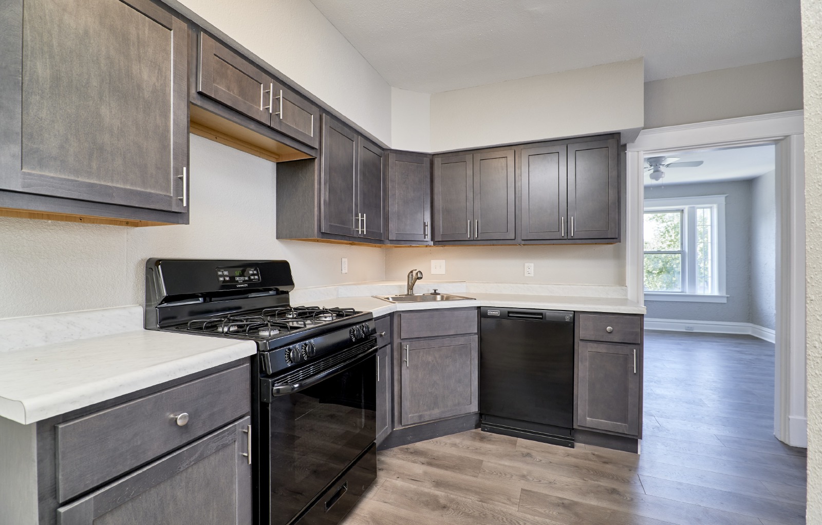 5047Chippewa St property image