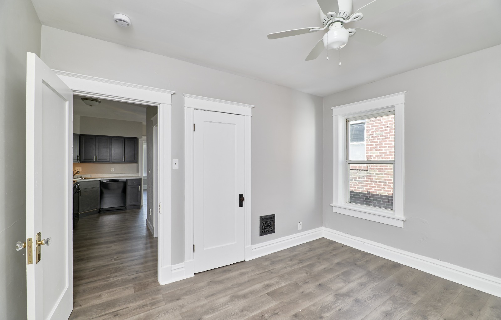 5047Chippewa St property image