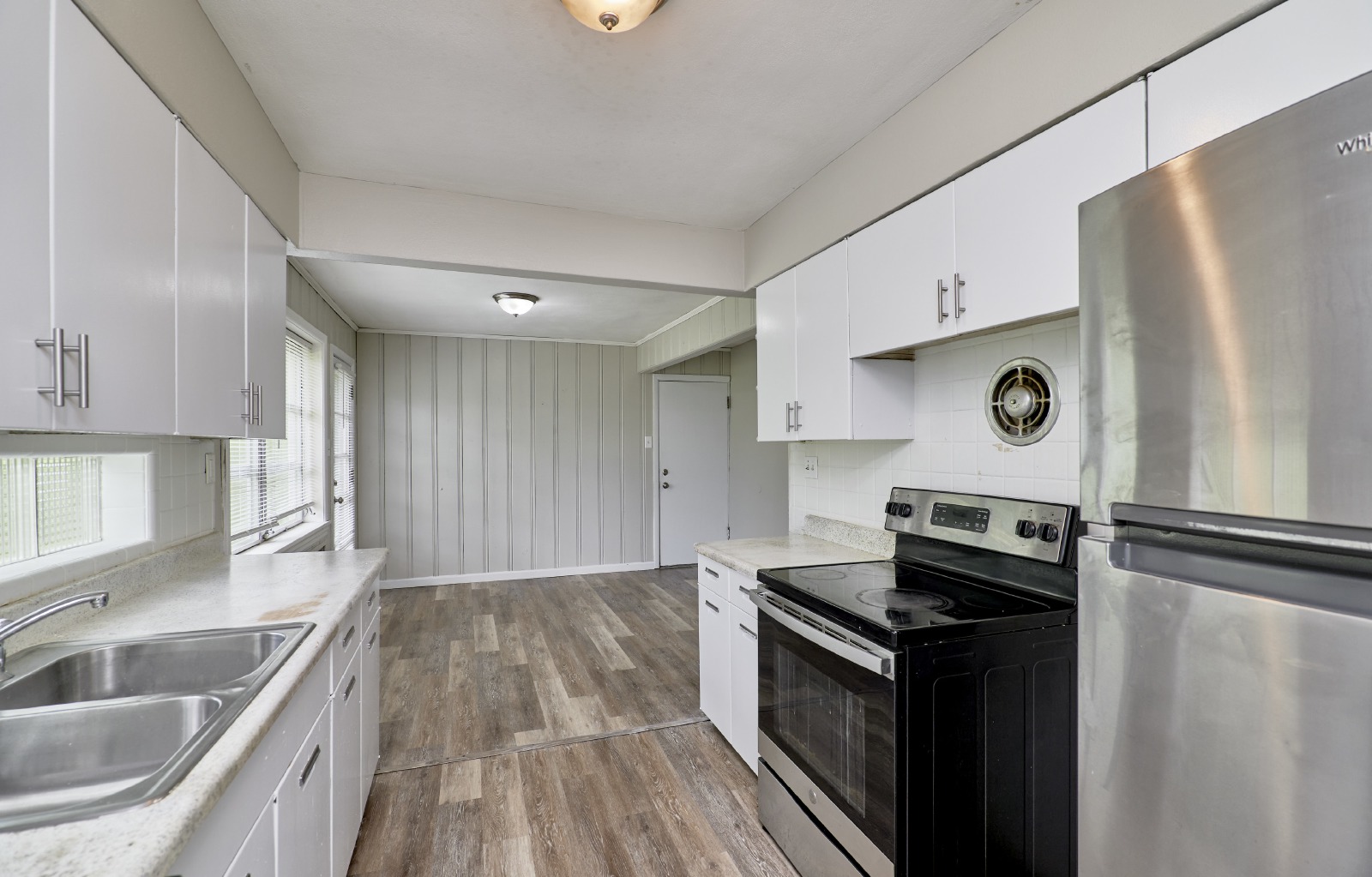 1751 June Dr property image