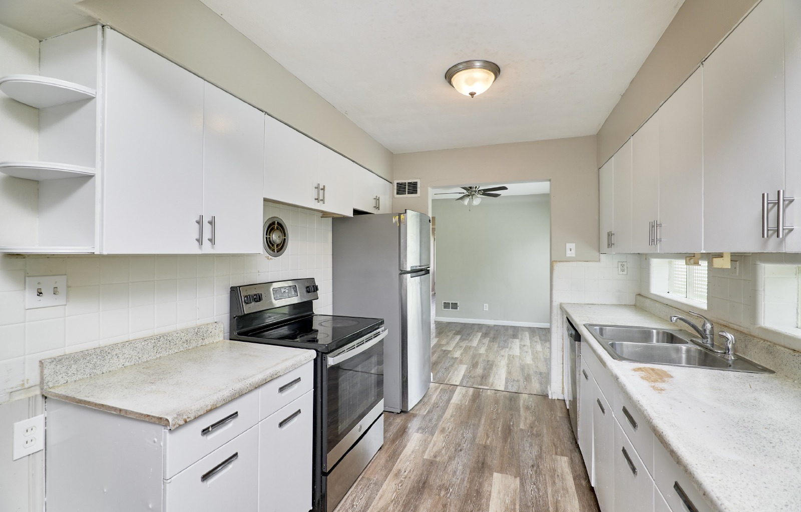 1751 June Dr property image