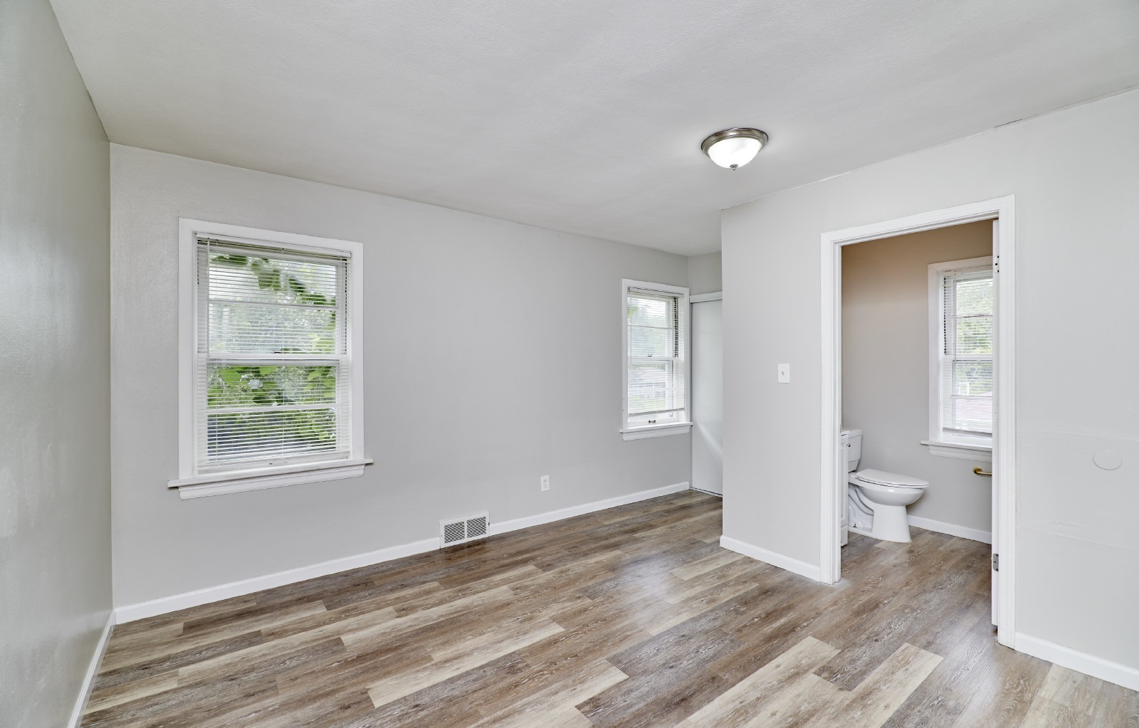 1751 June Dr property image