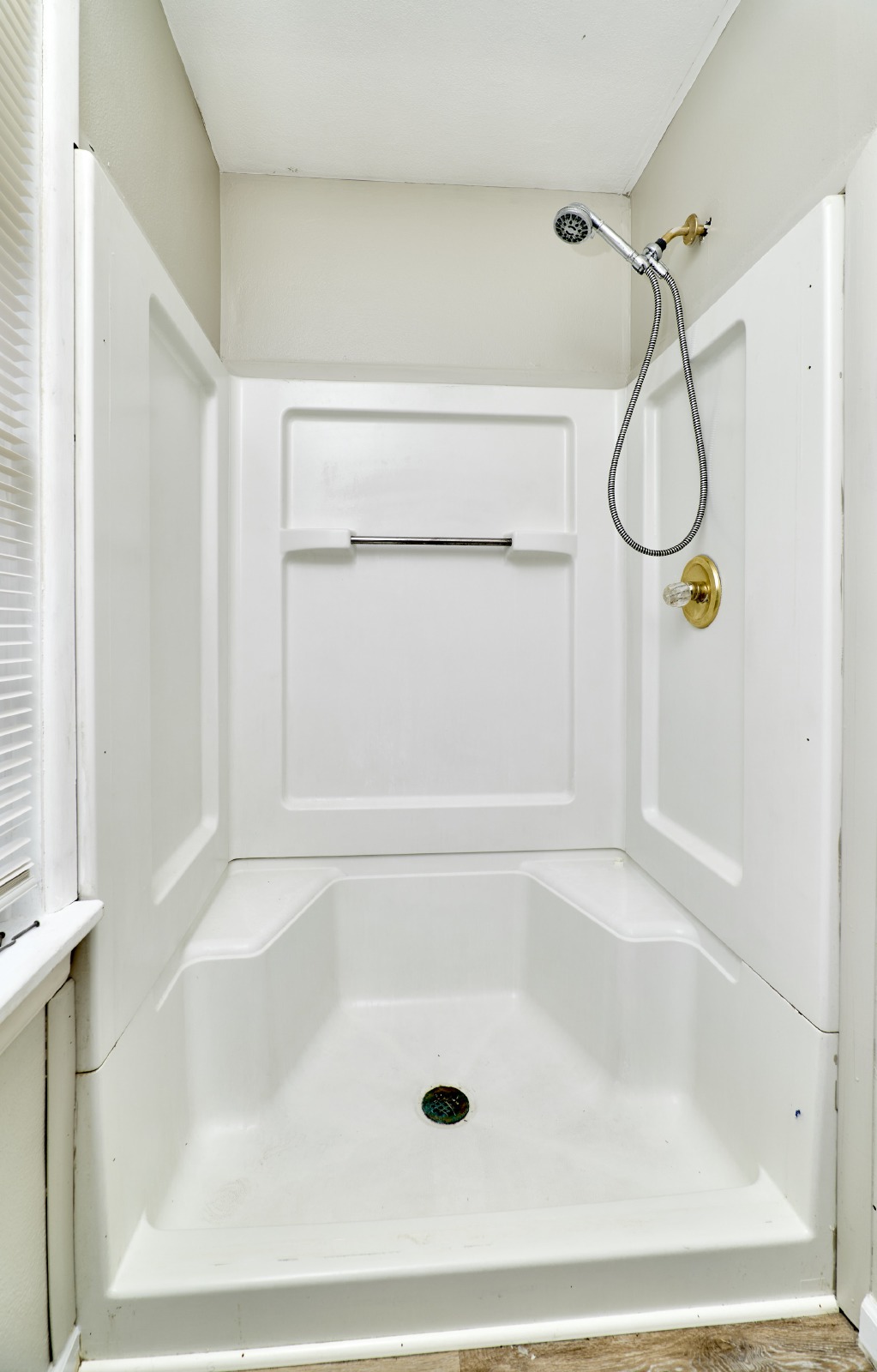 1751 June Dr property image