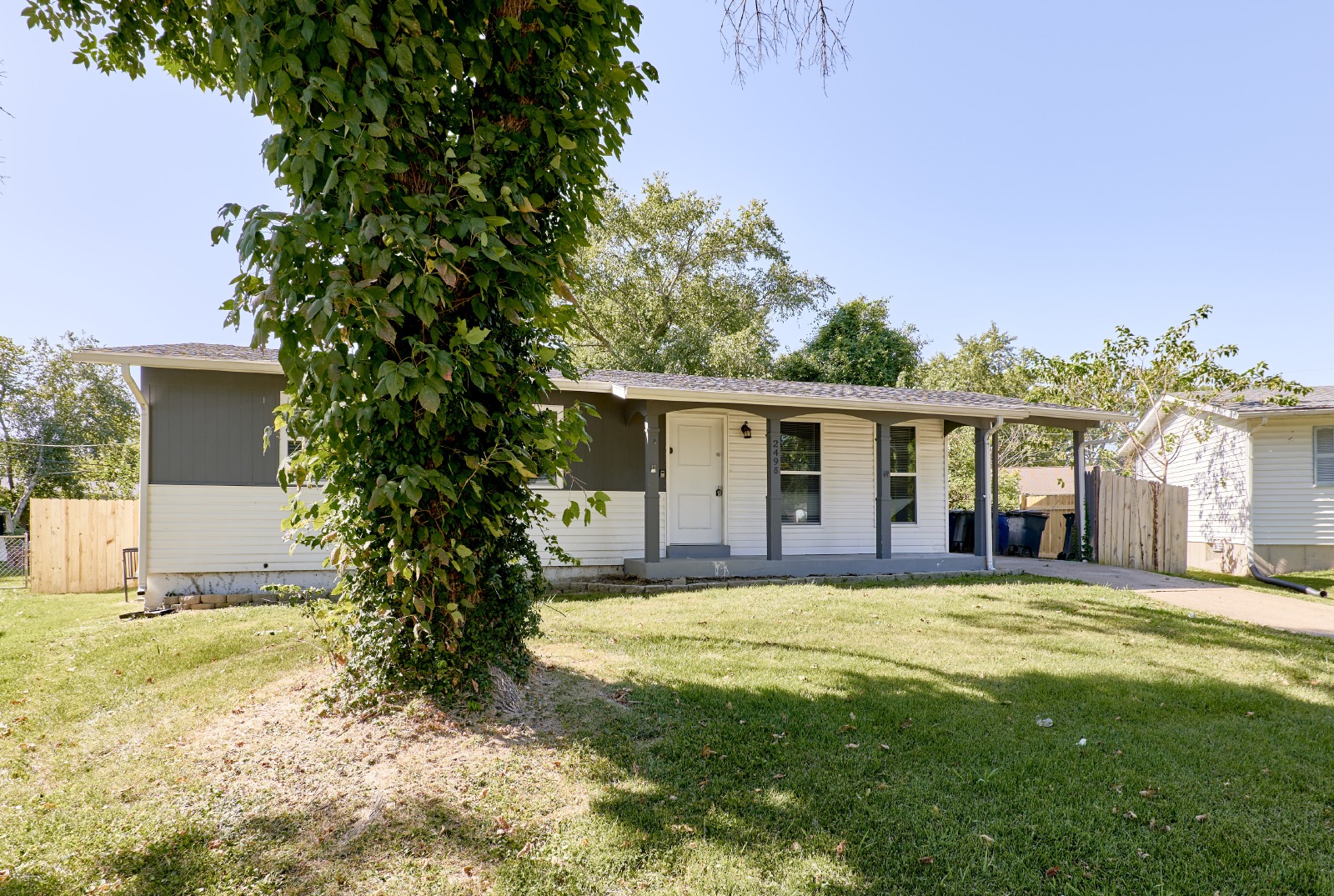 2498 Carousel Ct property image