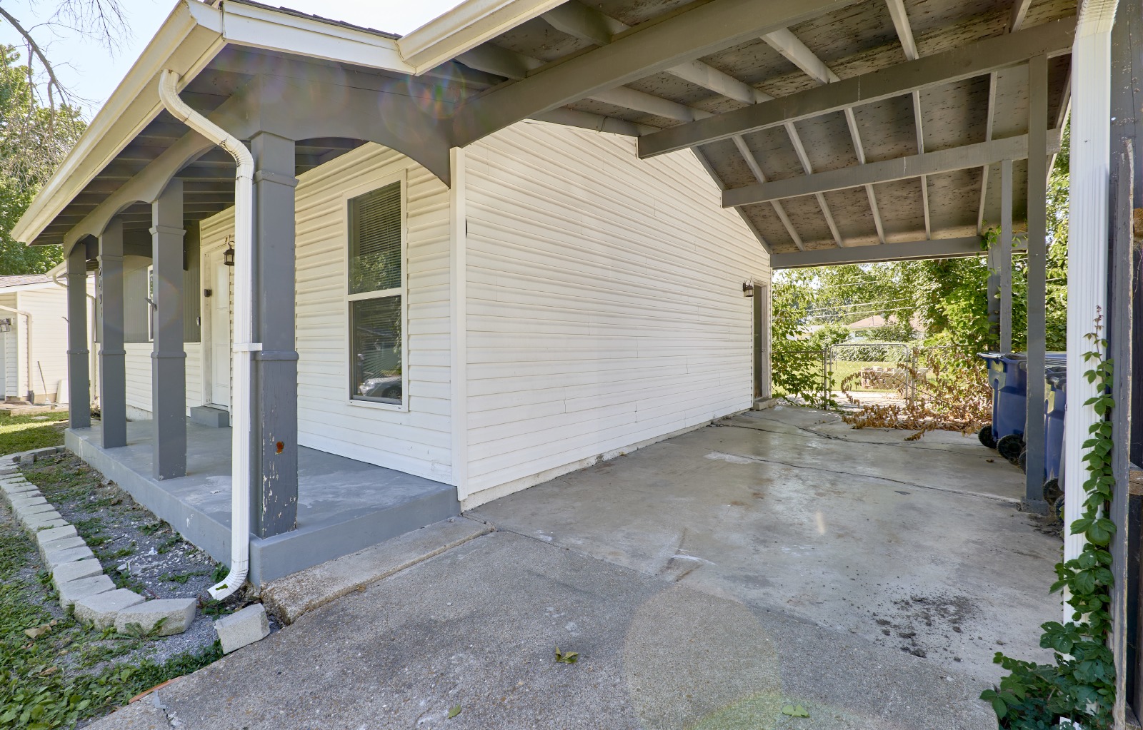 2498 Carousel Ct property image