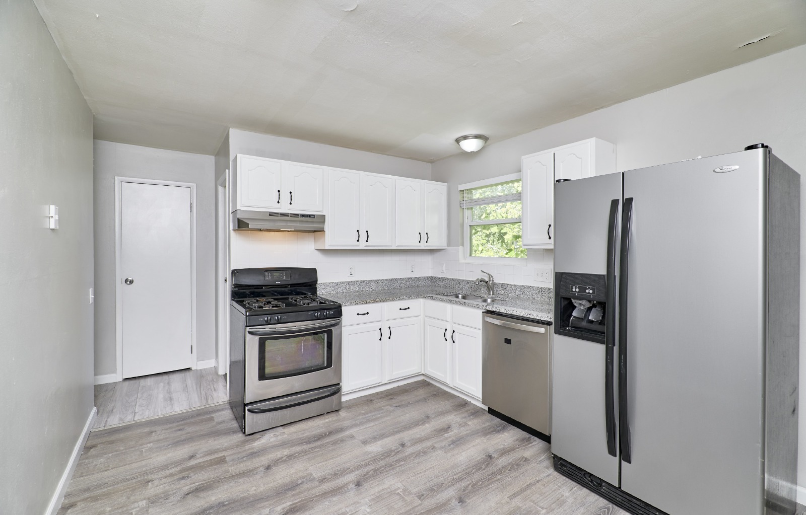 2498 Carousel Ct property image