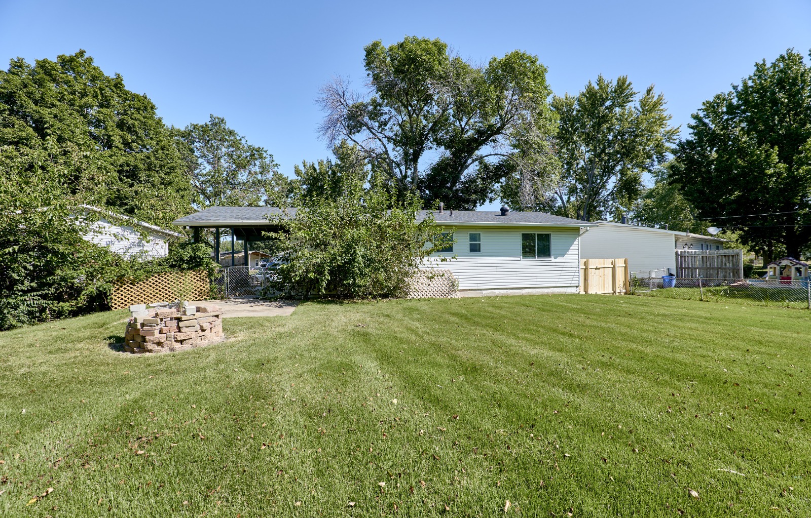 2498 Carousel Ct property image