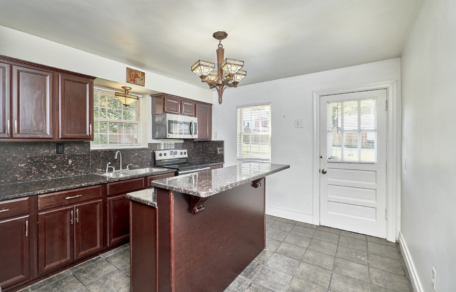 9030 Pallardy Ln property image