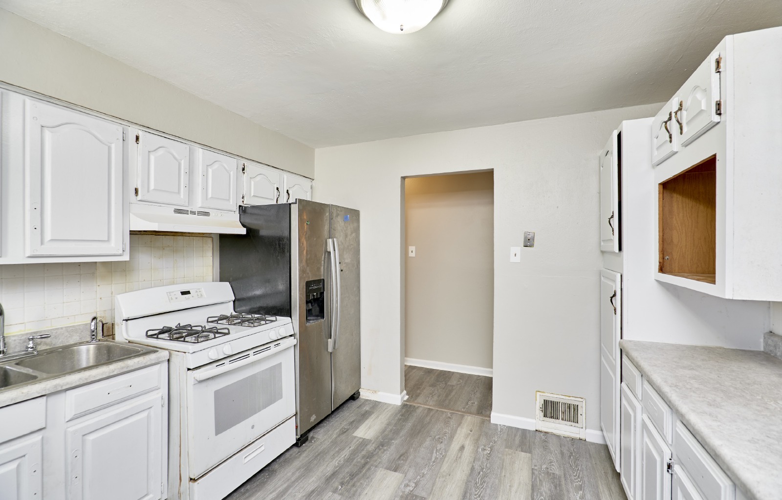 8863 Kathlyn Dr. property image