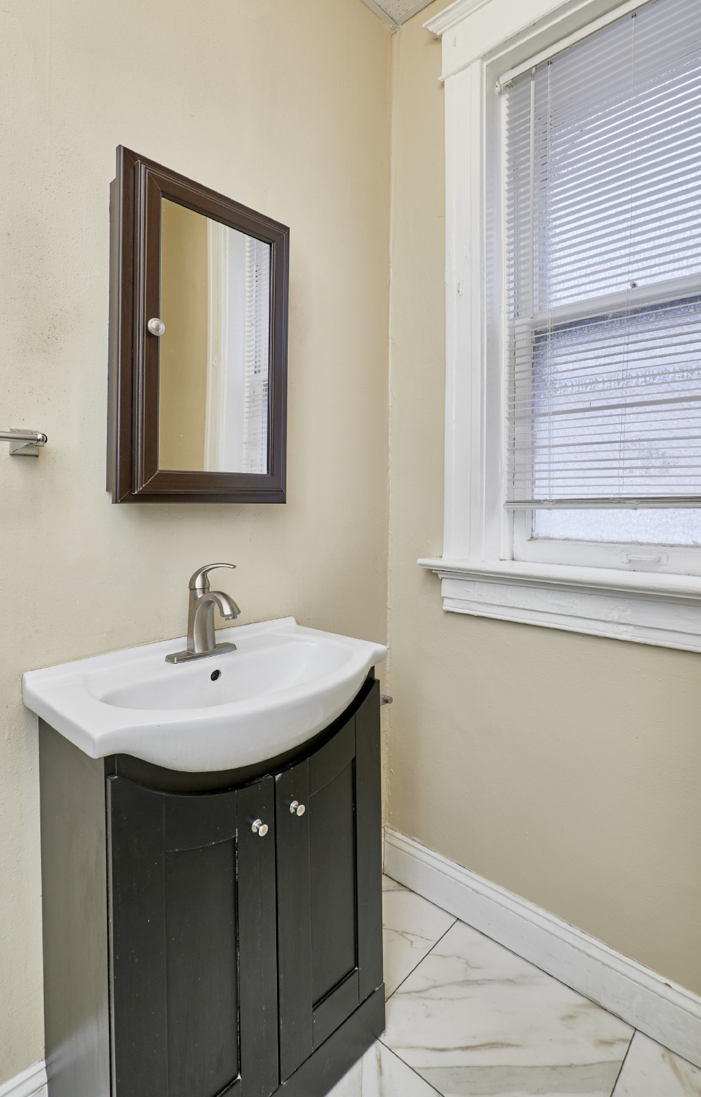 4922 Devonshire Ave property image