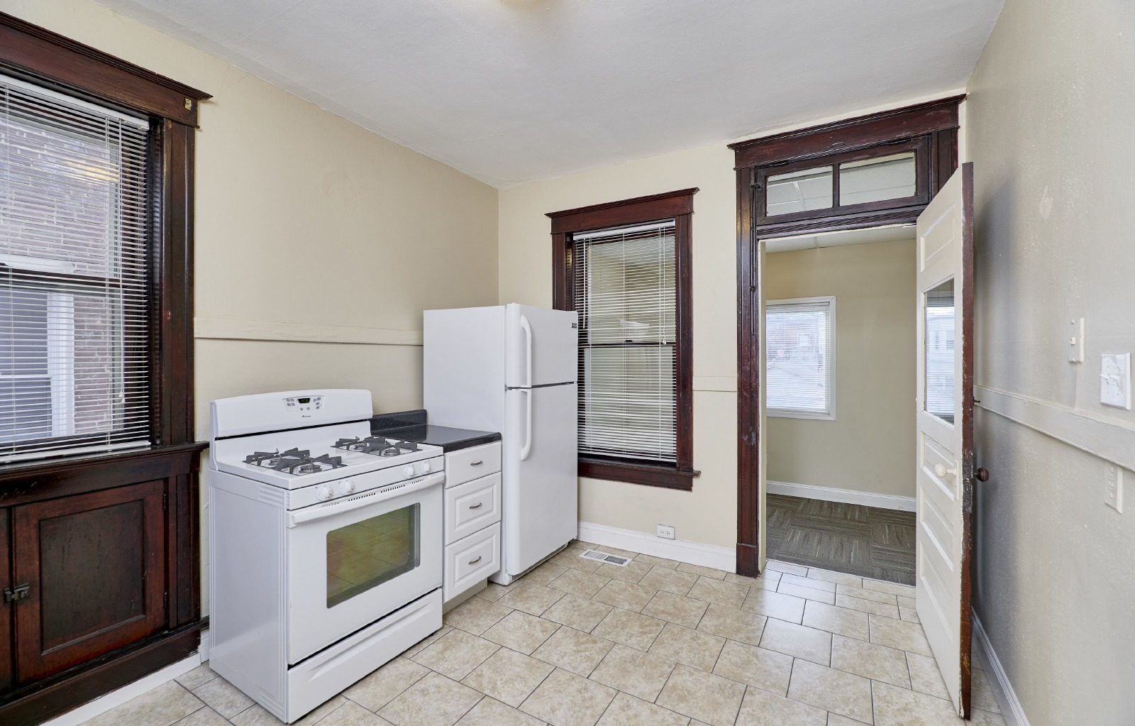 4922 Devonshire Ave property image