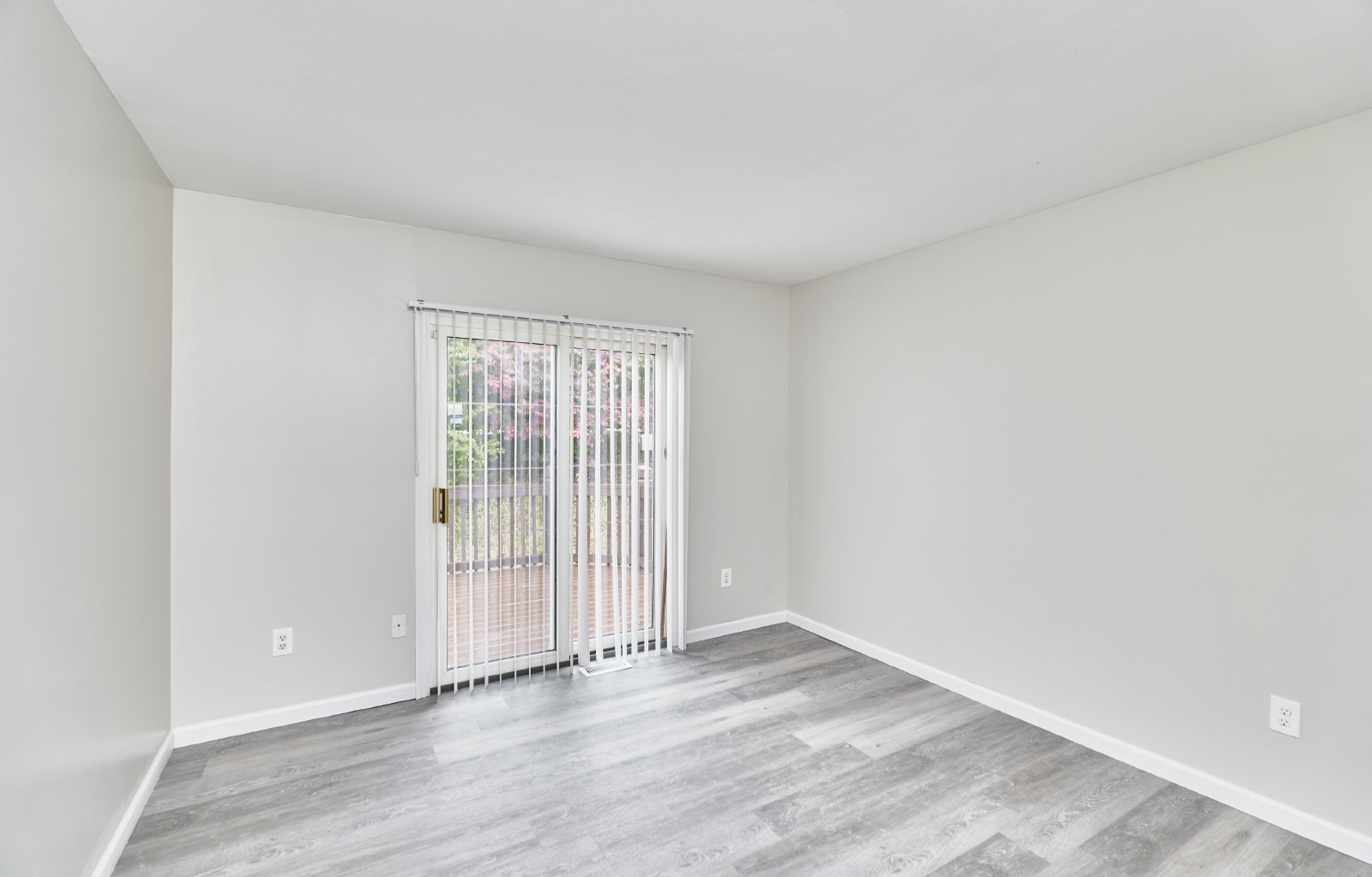 12041 Victorian Village Ct property image