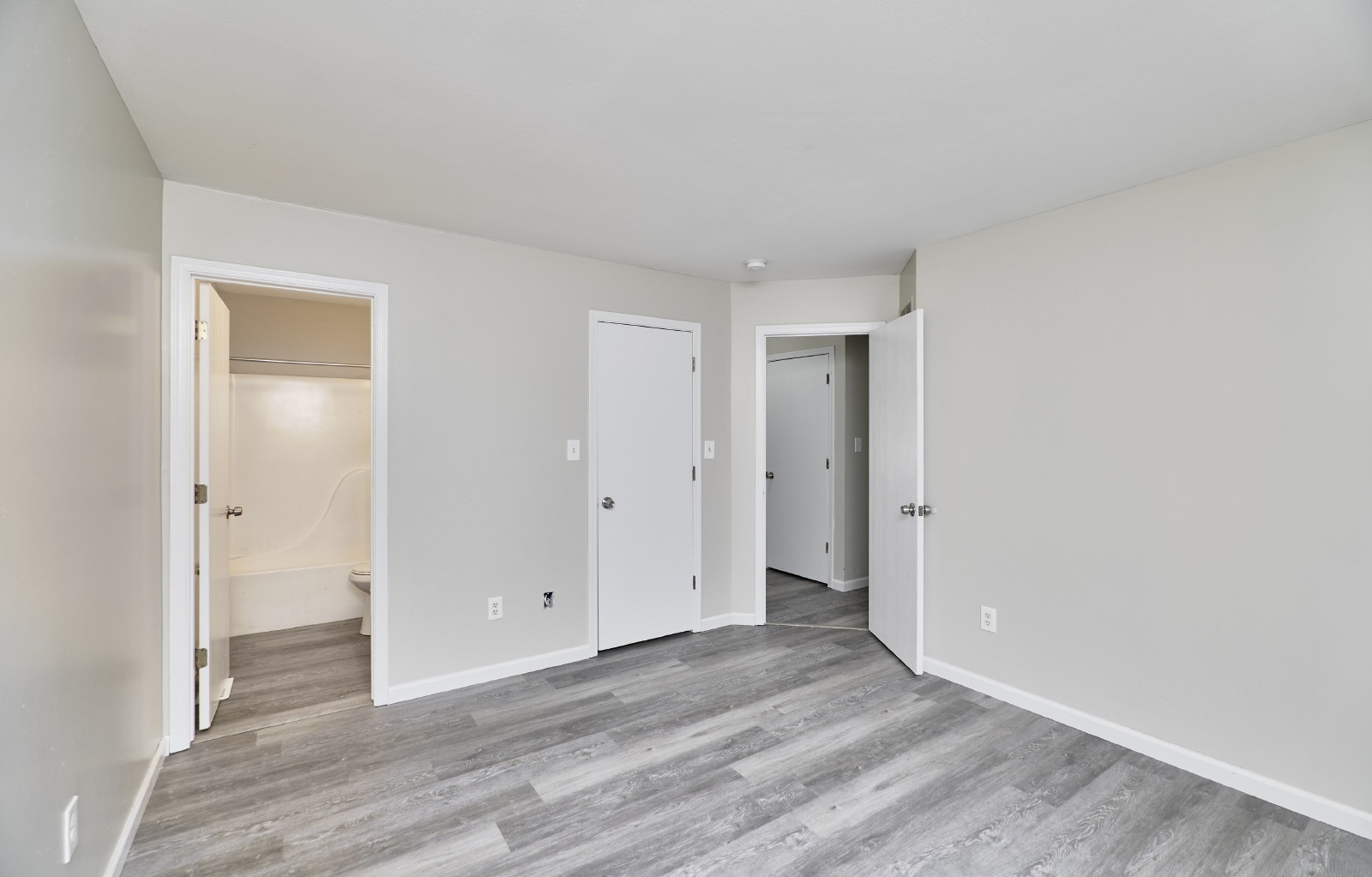 12041 Victorian Village Ct property image