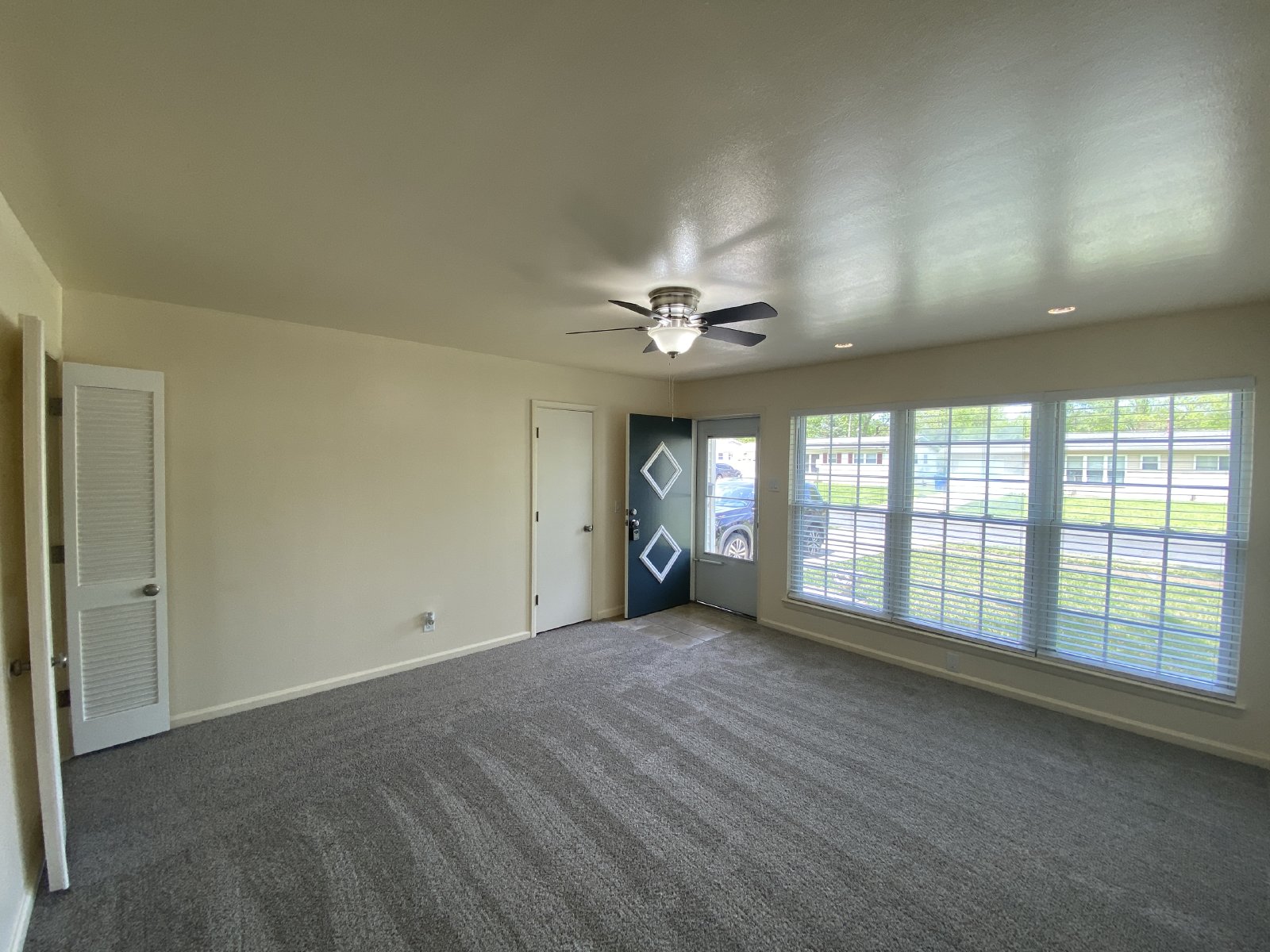 1050 Florland Ave property image
