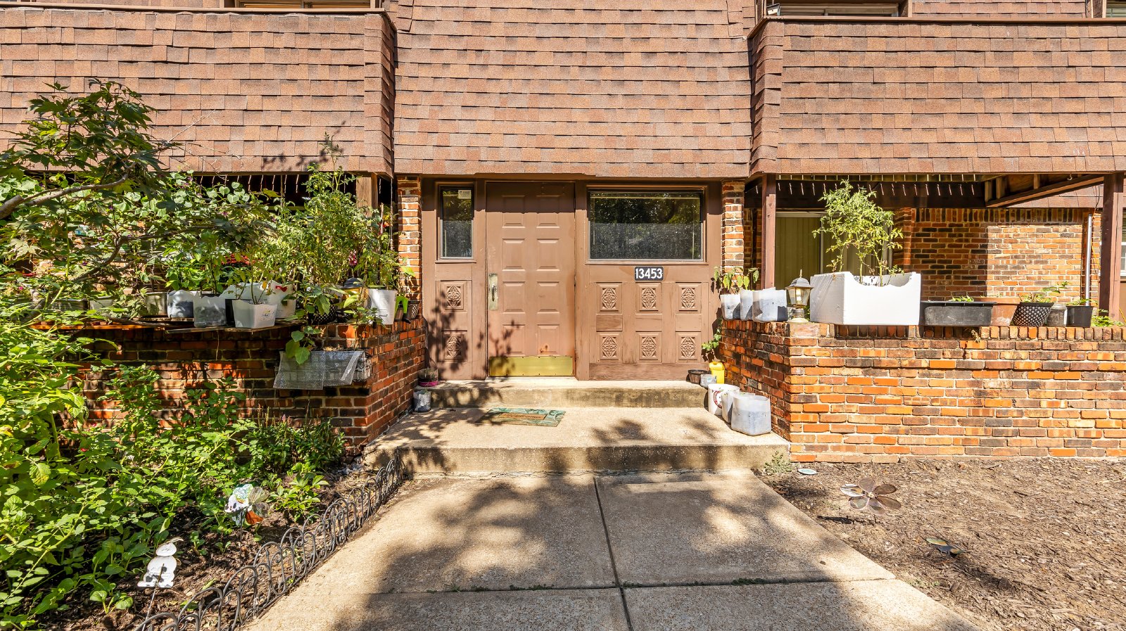 13453 Coliseum Dr E property image