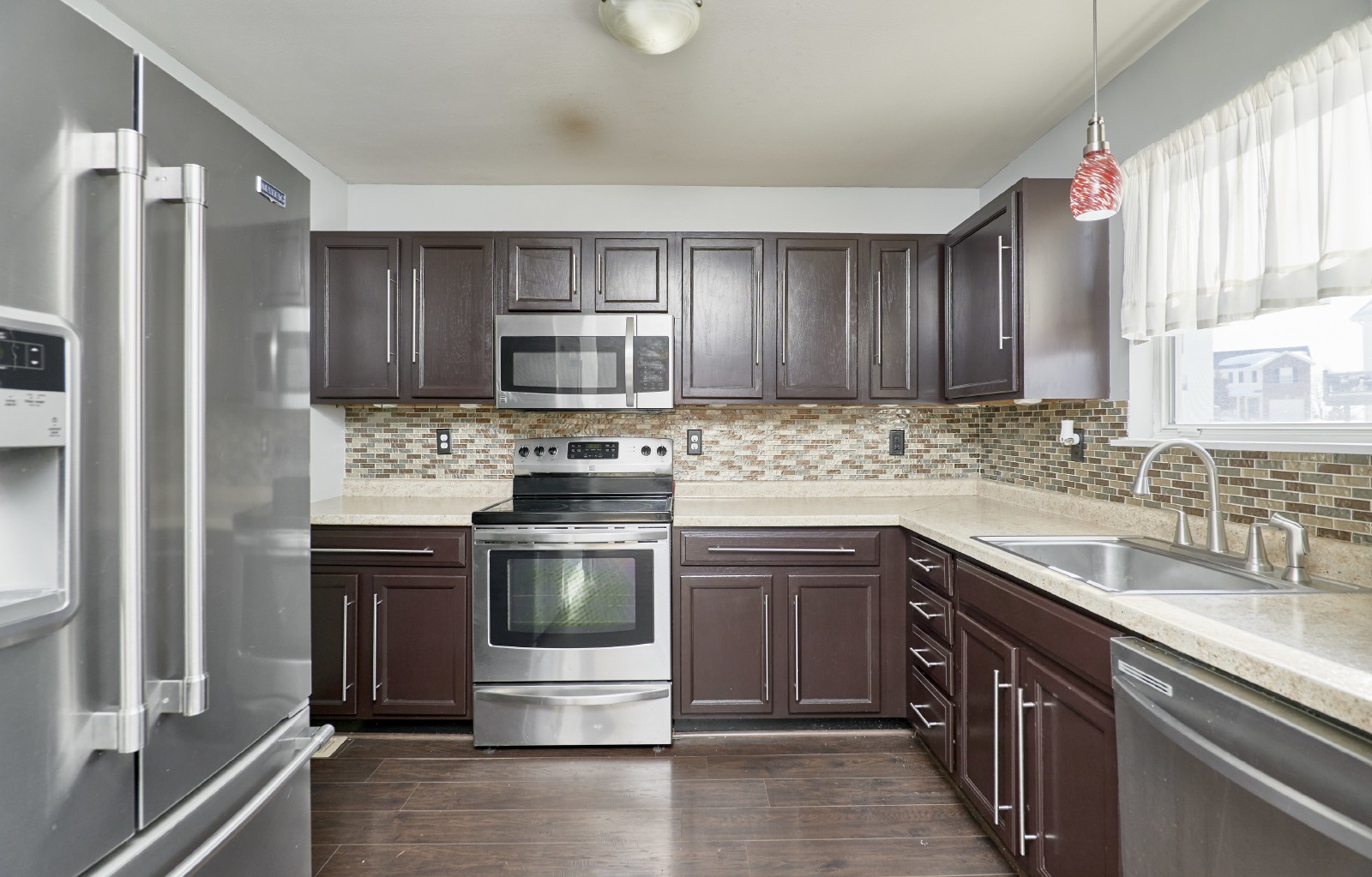 274 Tyndale Dr property image