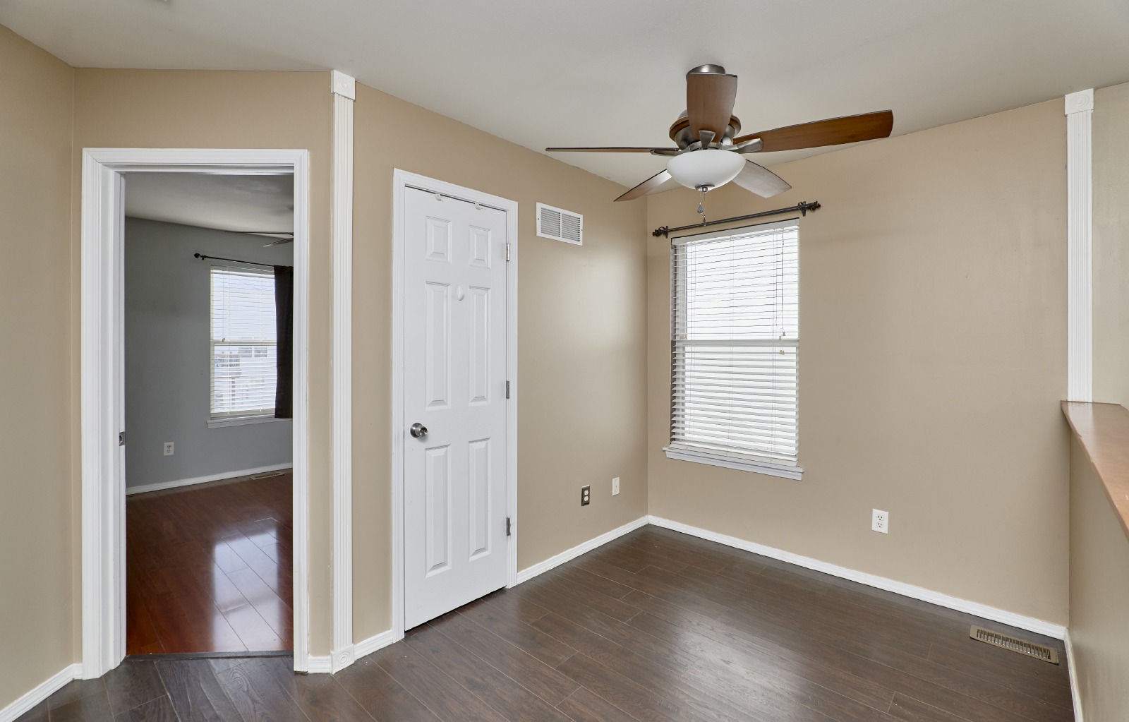 274 Tyndale Dr property image