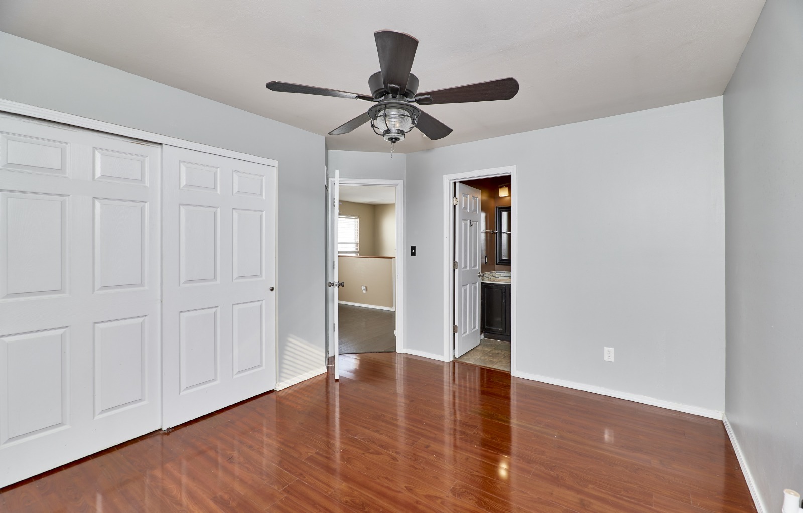 274 Tyndale Dr property image