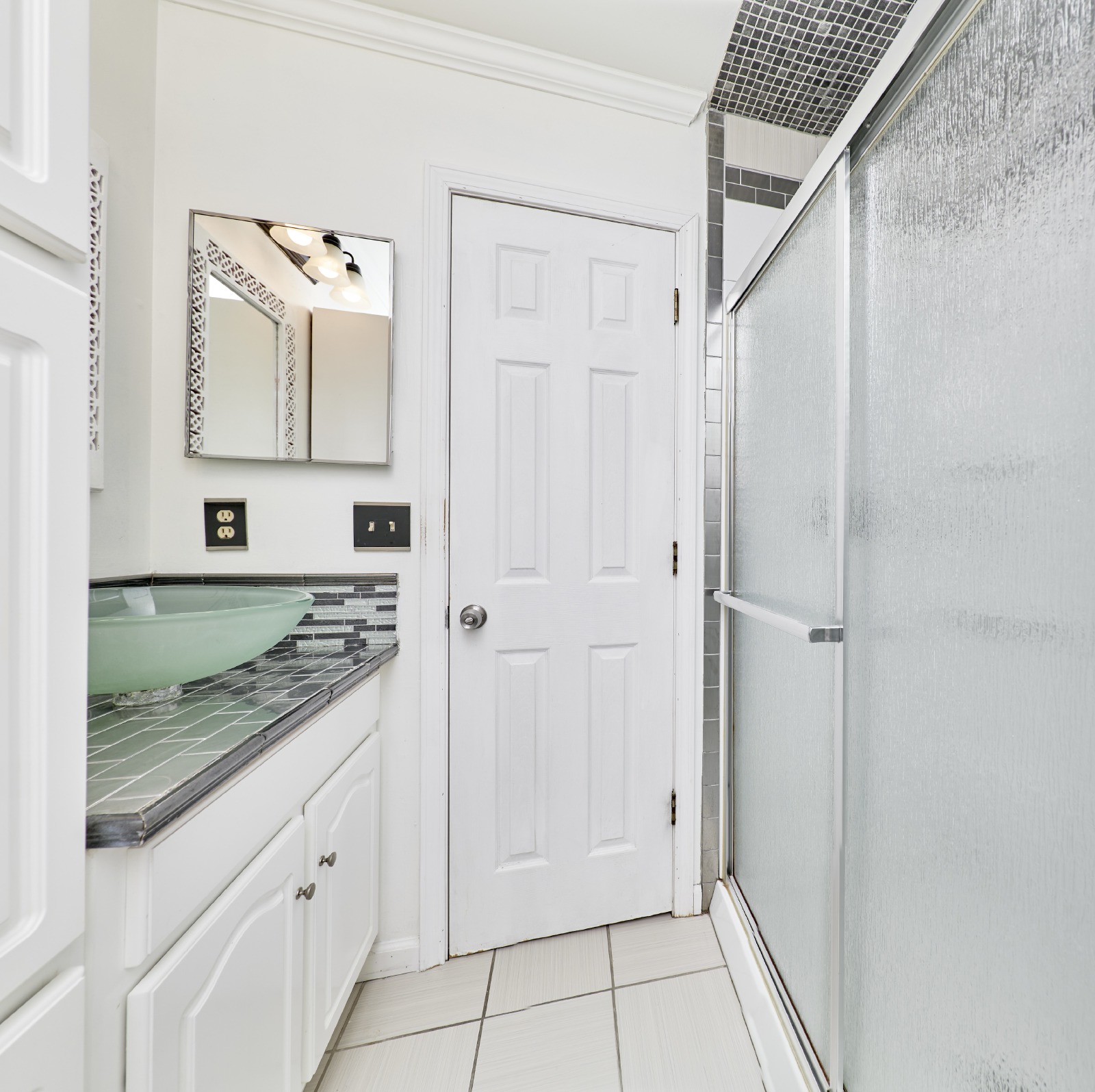 1612 Forest Hills Dr property image
