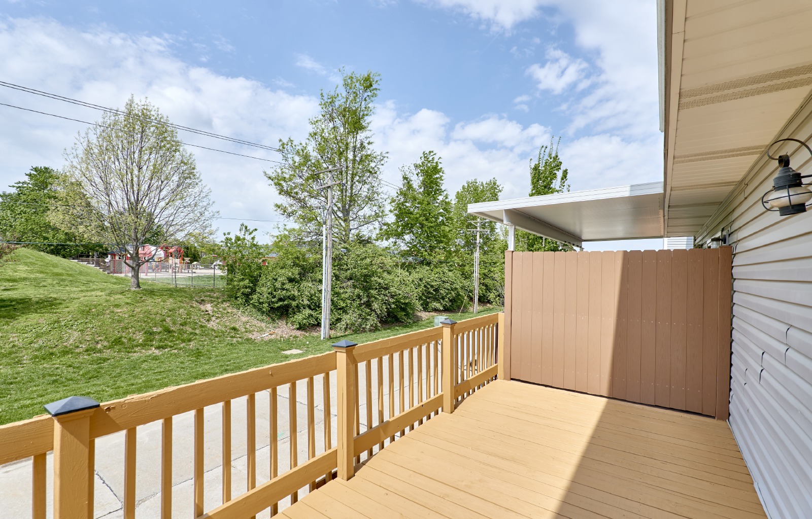 1612 Forest Hills Dr property image