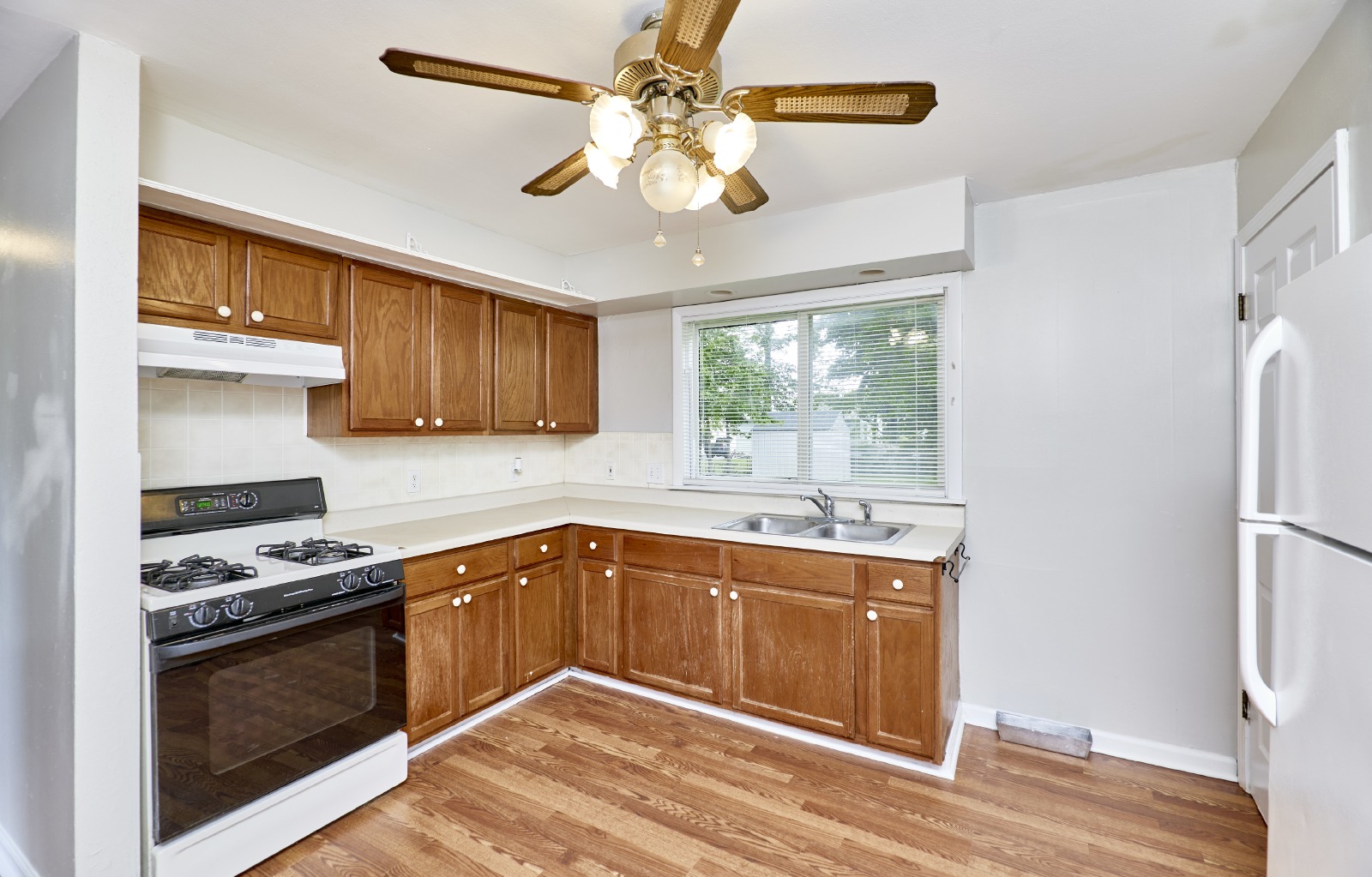 11042 Florence property image