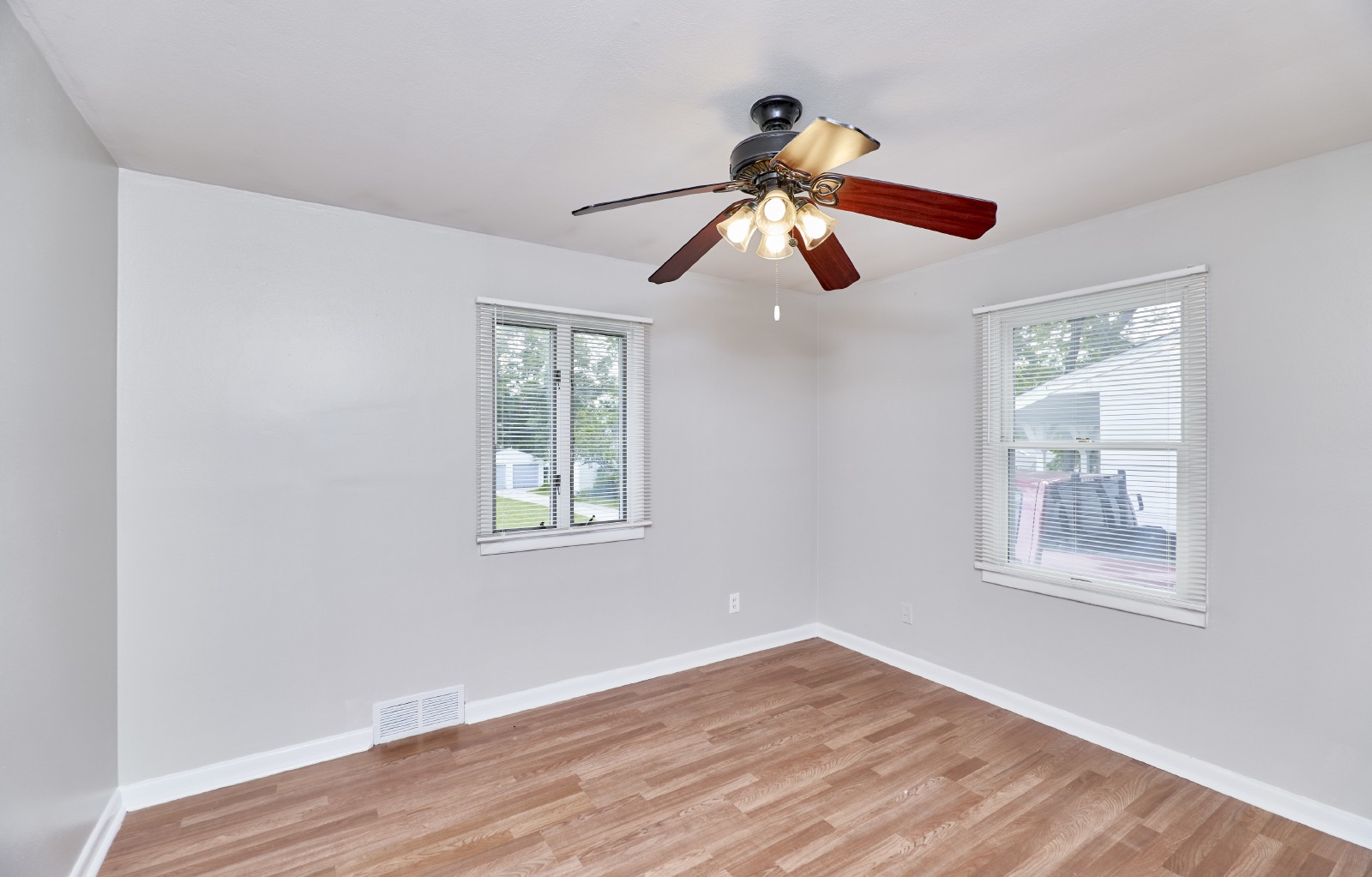 11042 Florence property image