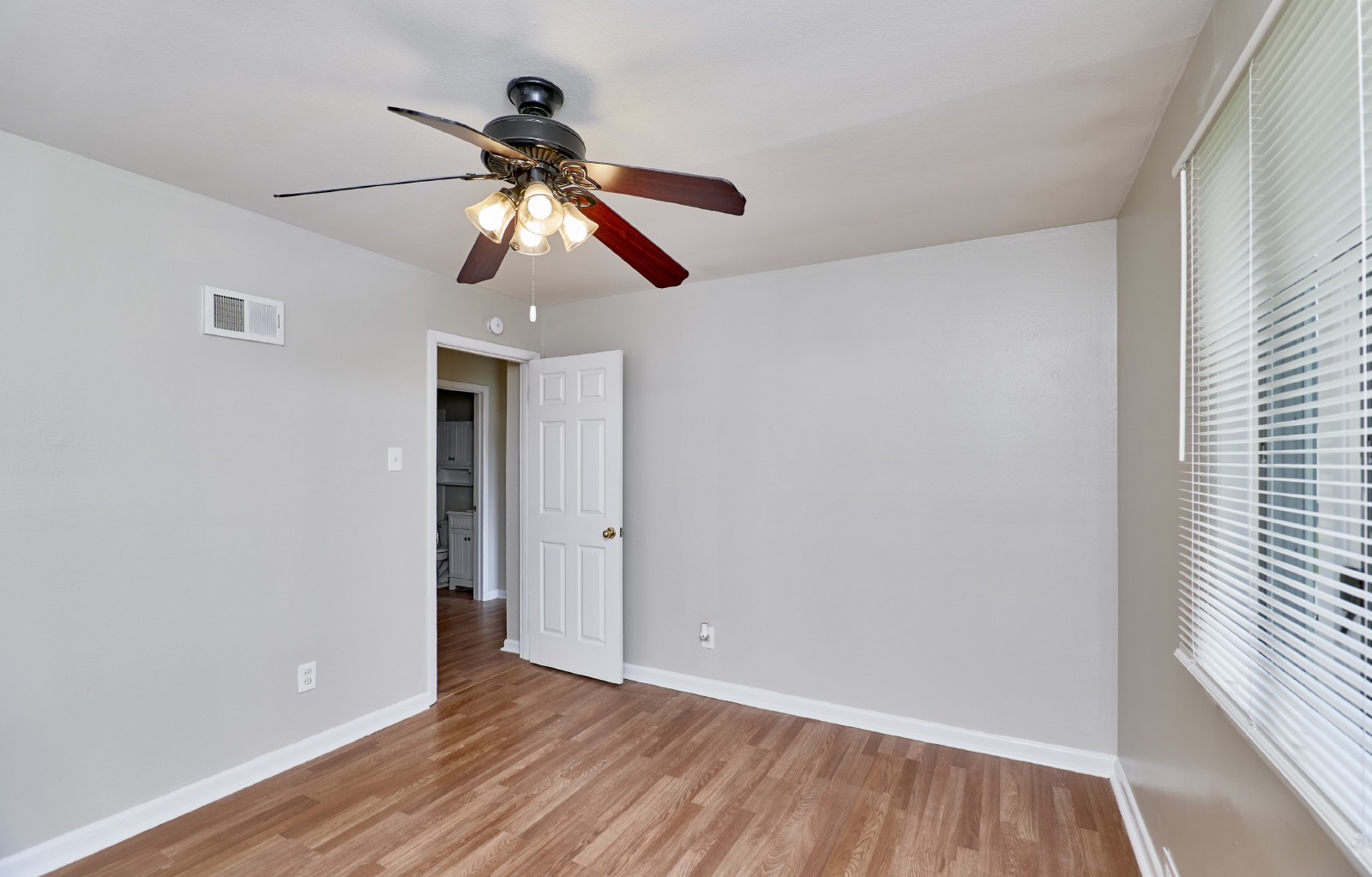 11042 Florence property image