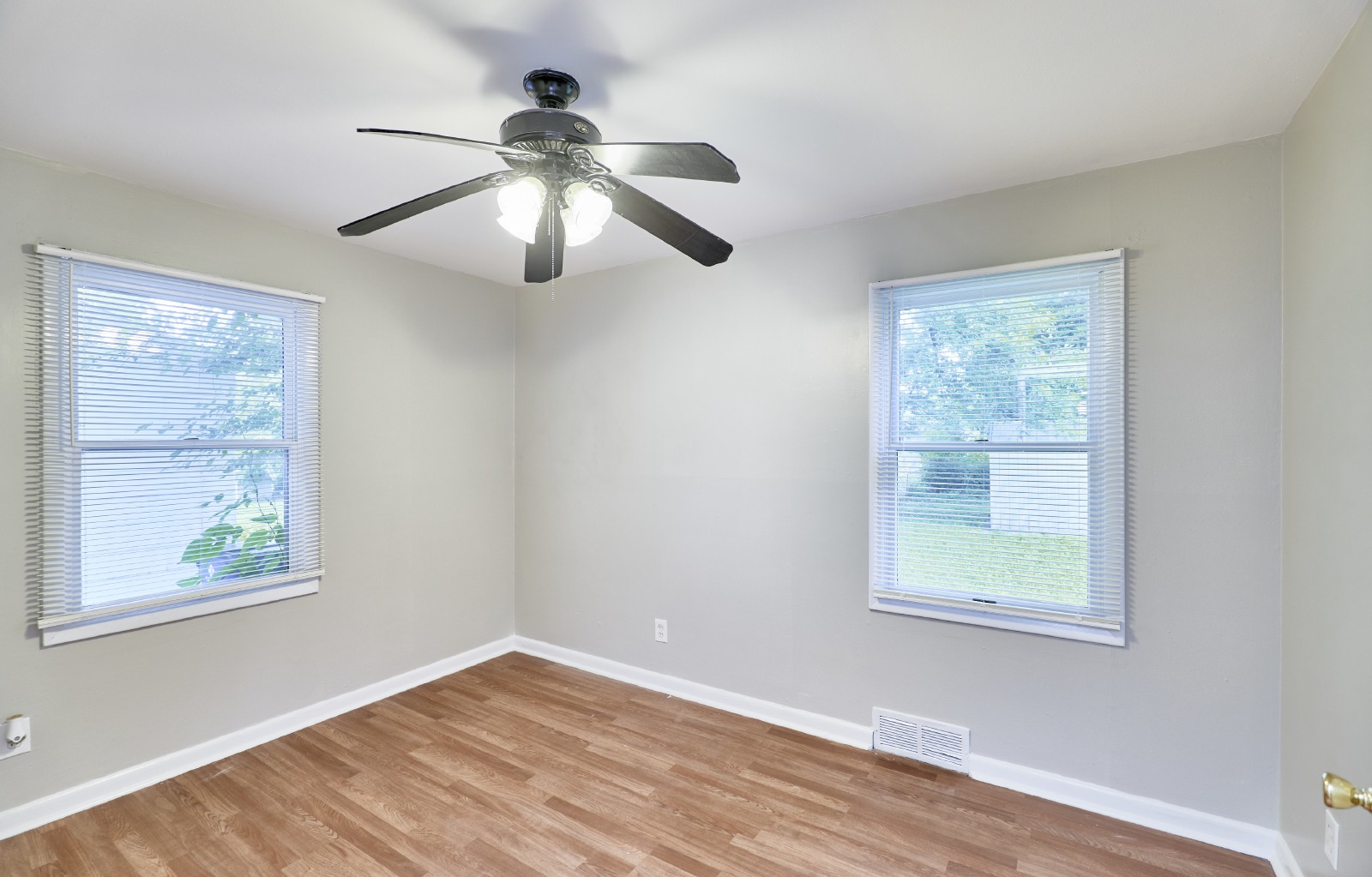 11042 Florence property image