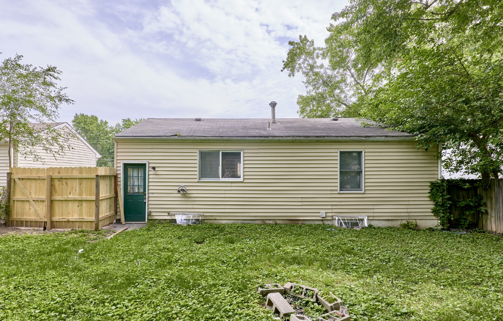 11042 Florence property image